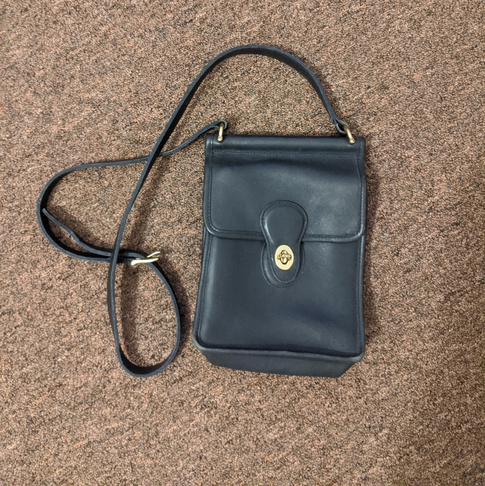 Coach vintage black crossbody purse